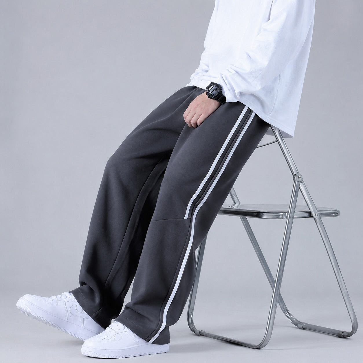 Side Stripe Baggy Trousers