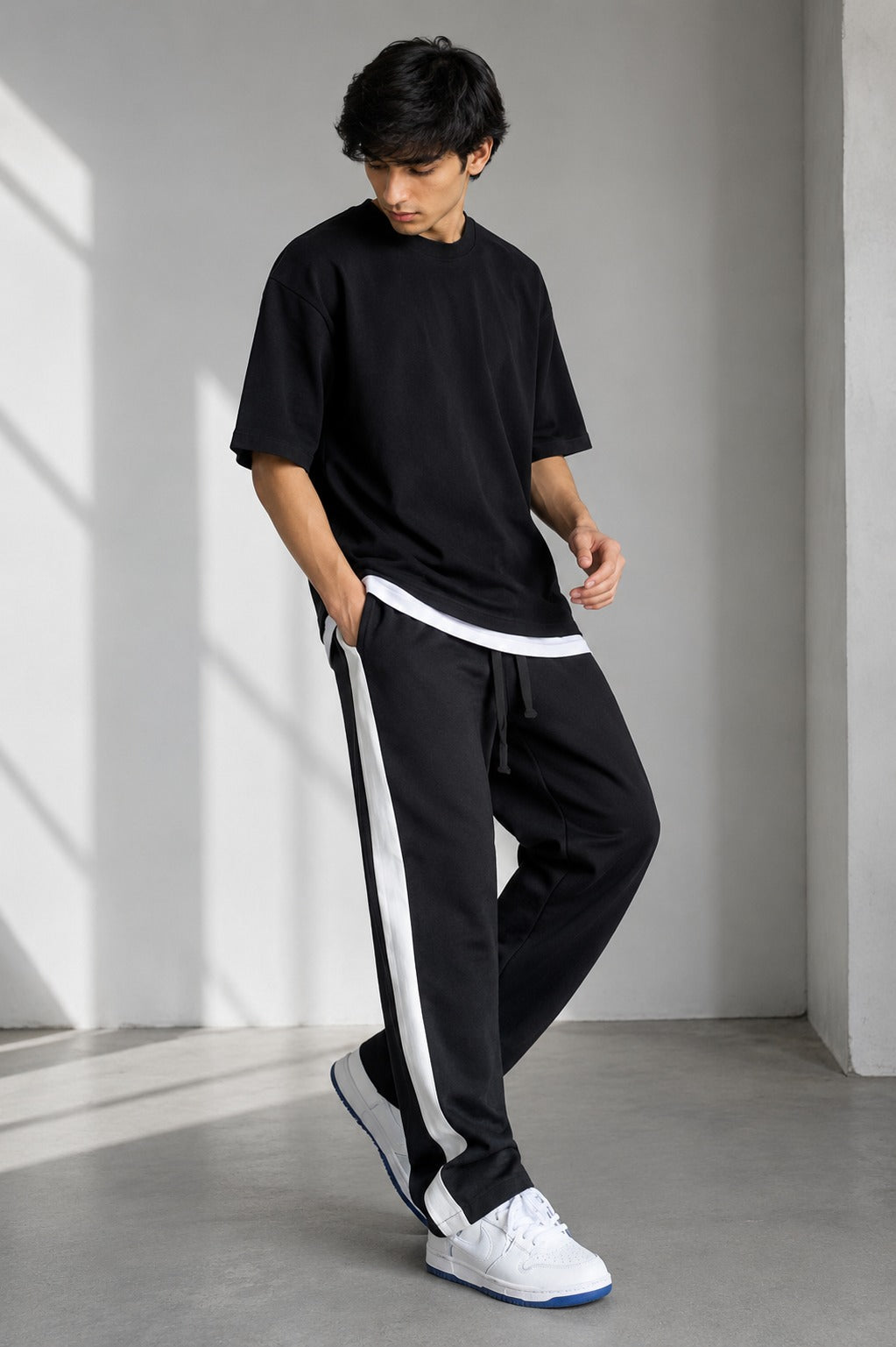 Men's Contrast Stripe Trouser